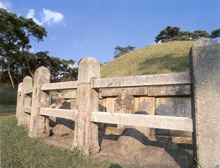 경주 성덕왕릉 — 호석세부
