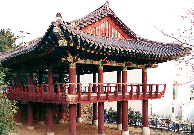 통영 삼도수군통제영 — 수항루(87년복원)입구우측