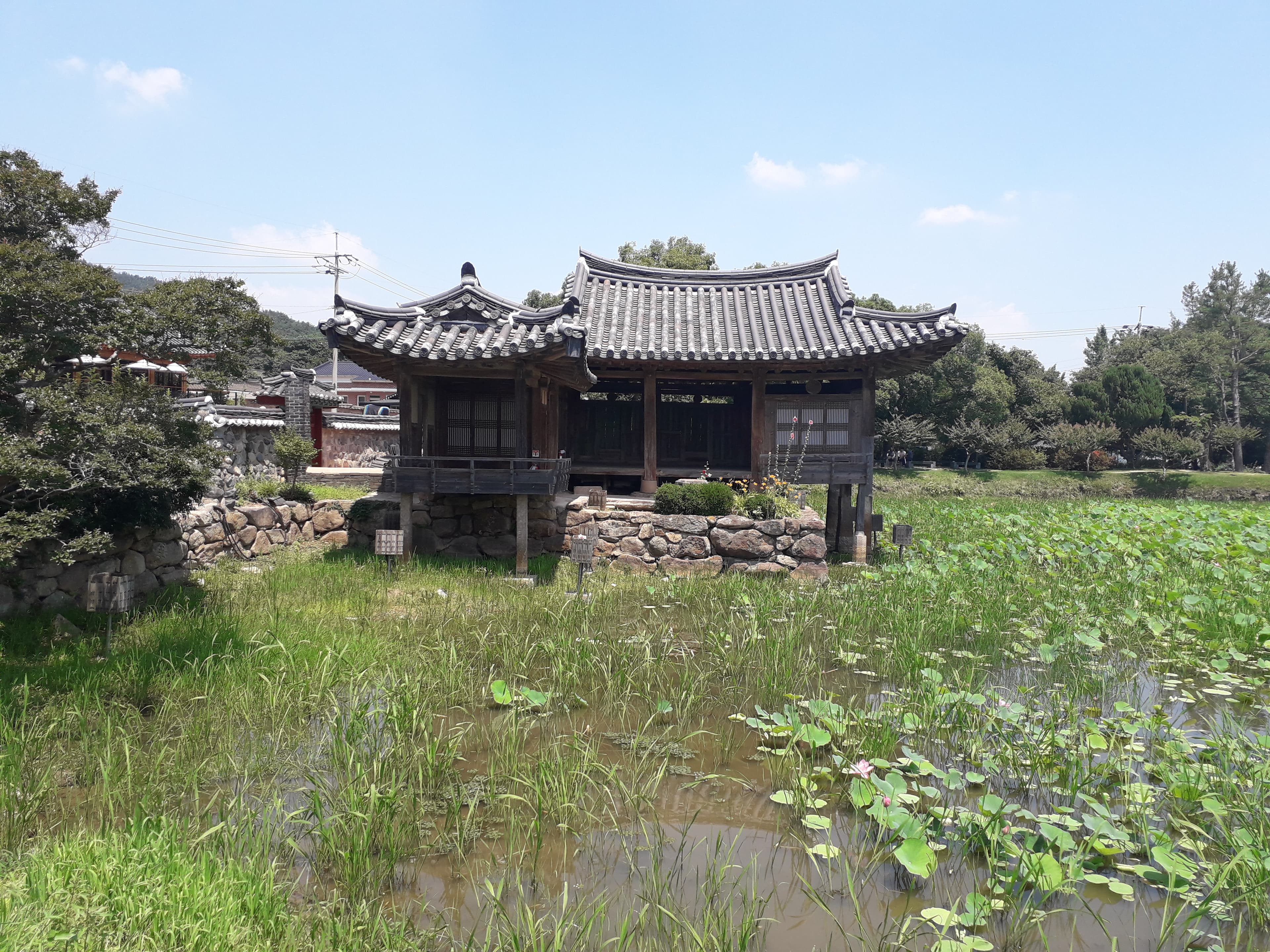 경주 서출지 — 경주 서출지 이요당 (고도보존육성과, 2019)