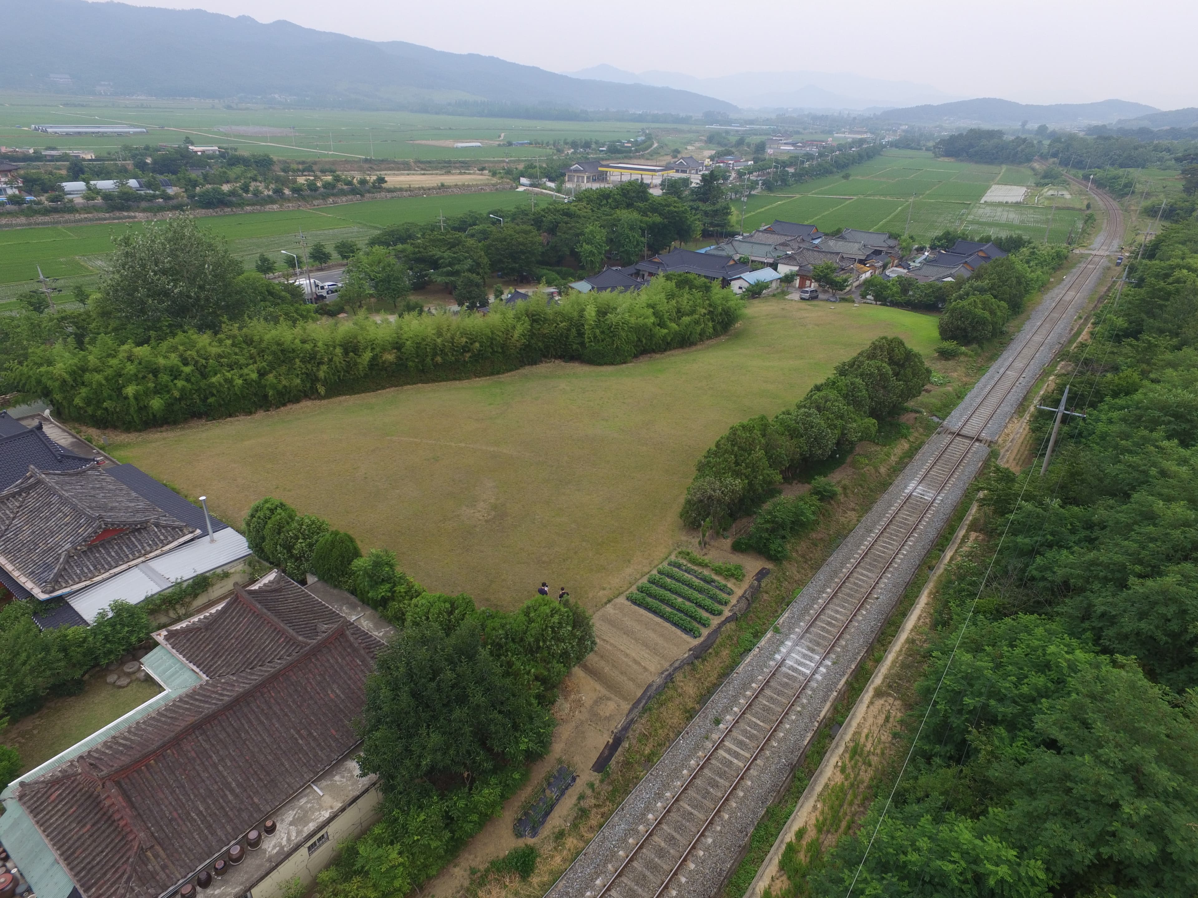 경주 동방동 와요지 — 경주 동방동와요지 남쪽상공(북쪽으로 조망) (고도보존육성과, 2017)