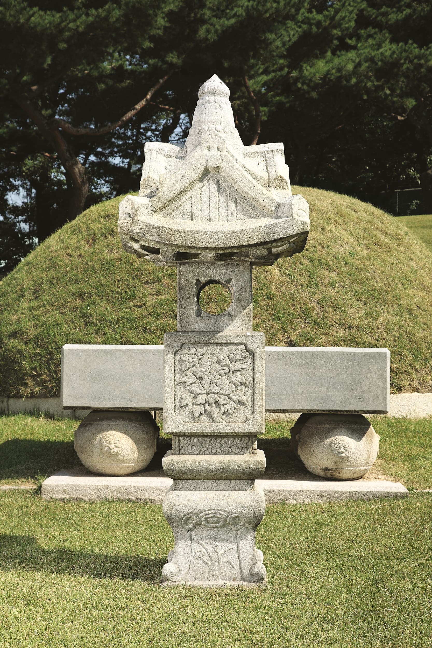 서울 영휘원과 숭인원 — 서울 영휘원과 숭인원_영휘원 장명등