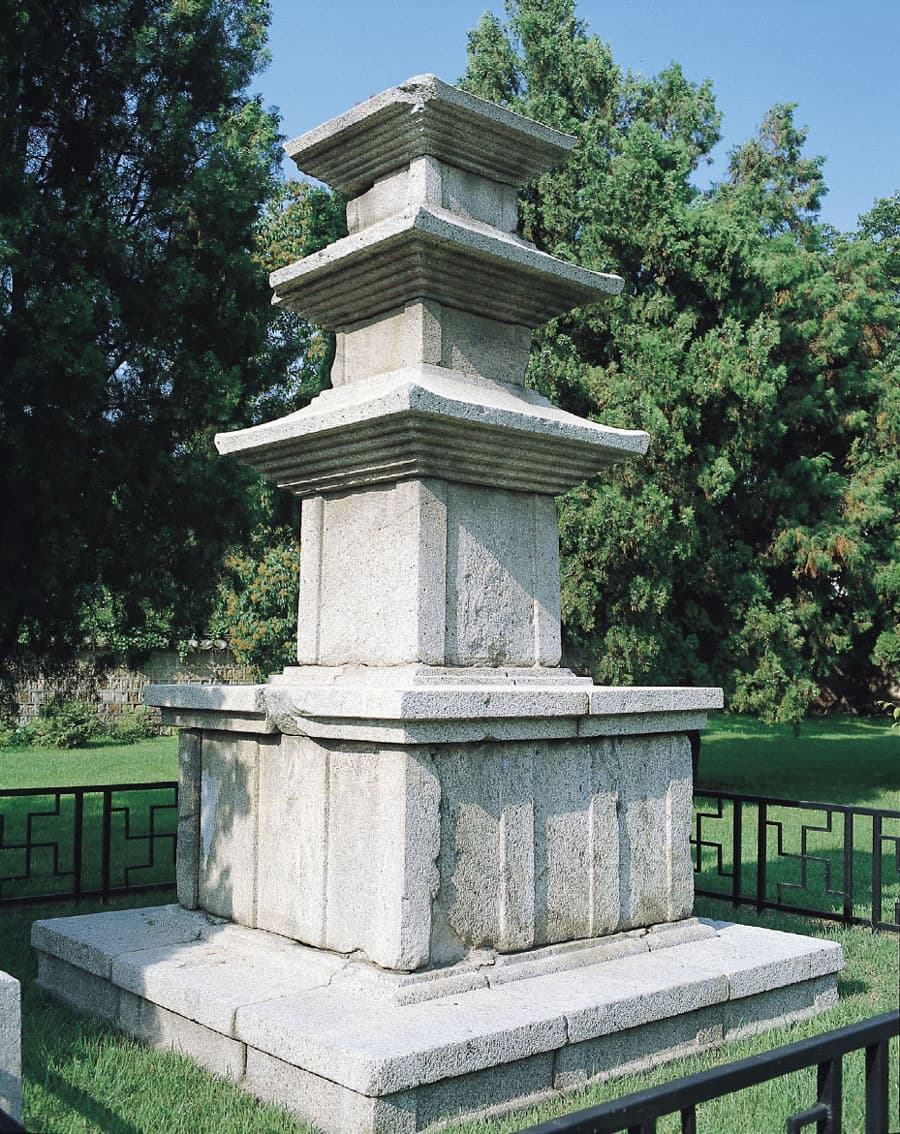 김천 갈항사지 동·서 삼층석탑 — 김천 갈항사지 동ㆍ서 삼층석탑