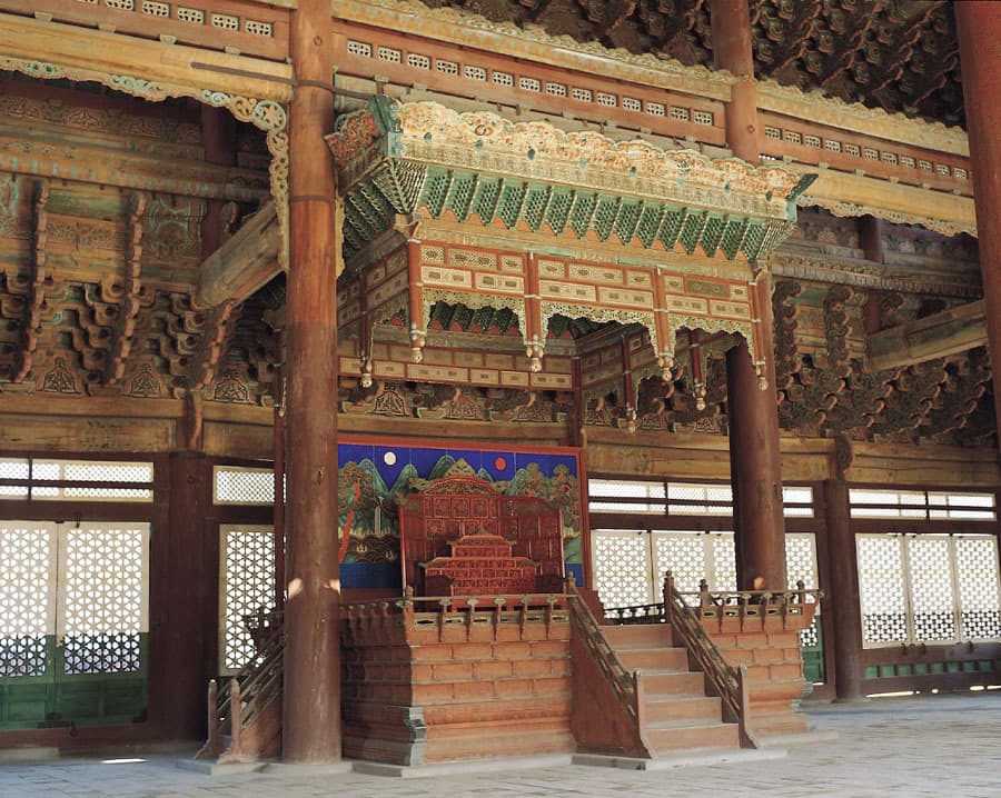 경복궁 근정전 — 경복궁 근정전 내부 옥좌