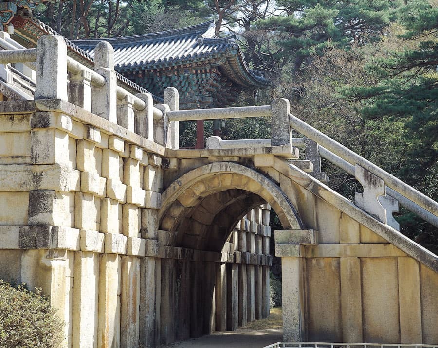 경주 불국사 청운교 및 백운교 — 좌측에서 바라본 불국사 청운교백운교 홍예