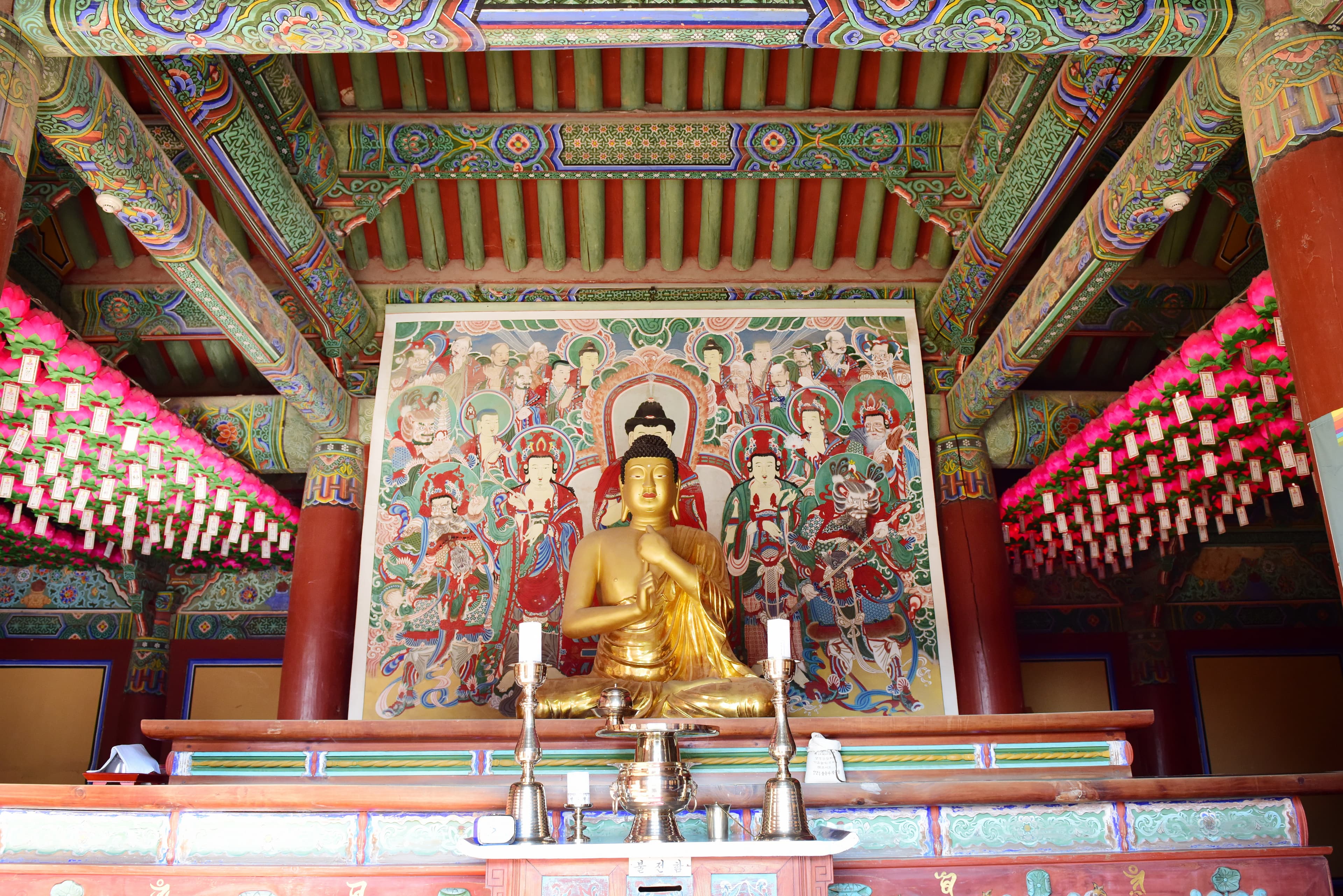 경주 불국사 금동비로자나불좌상 — 경주 불국사 금동비로자나불좌상_전경 (촬영년도 : 2015년)