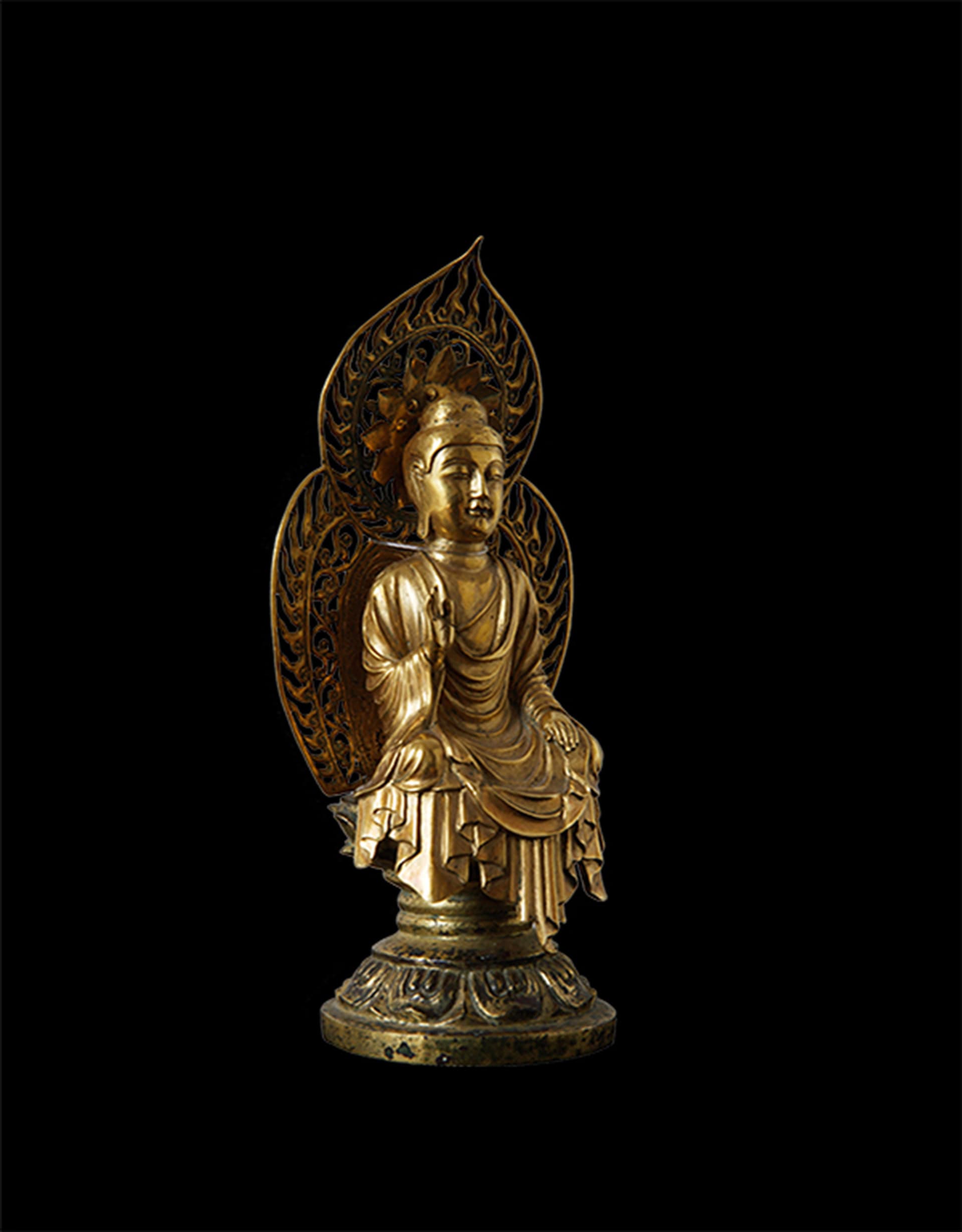 경주 구황동 금제여래좌상 — 국보_경주 구황동 금제여래좌상(2014년 국보 동산 앱사진)002