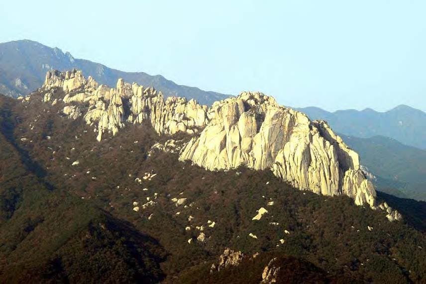 설악산 울산바위 — 설악산 울산바위