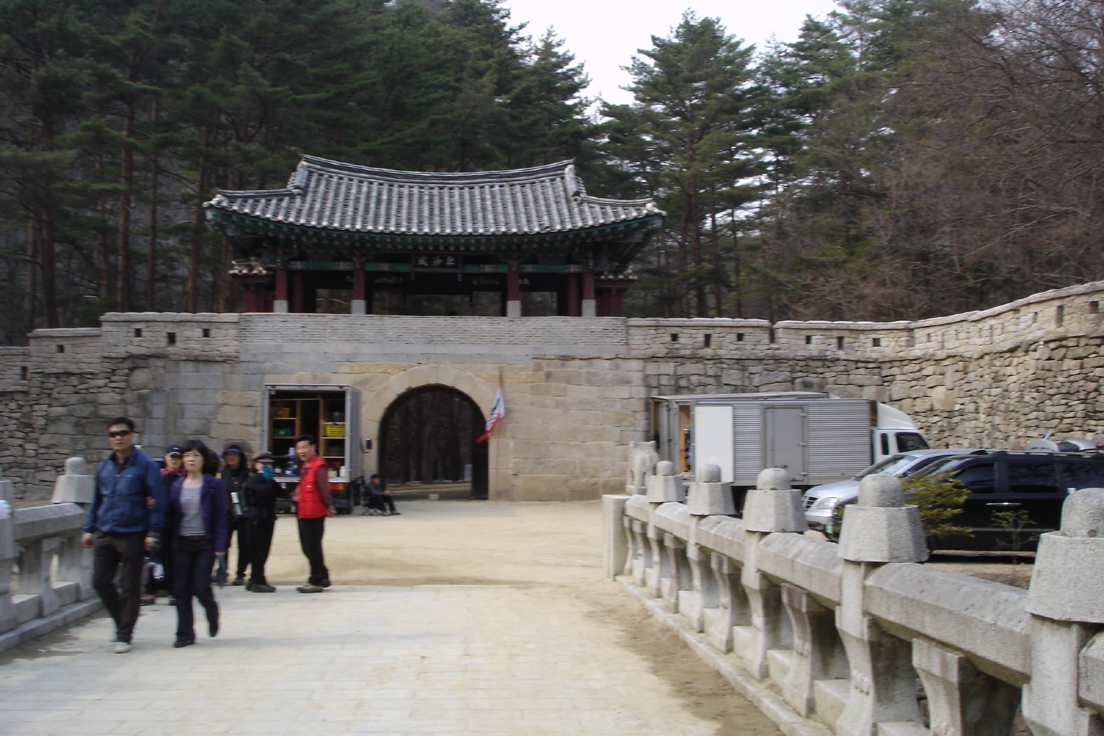 문경새재 — (제2관문)