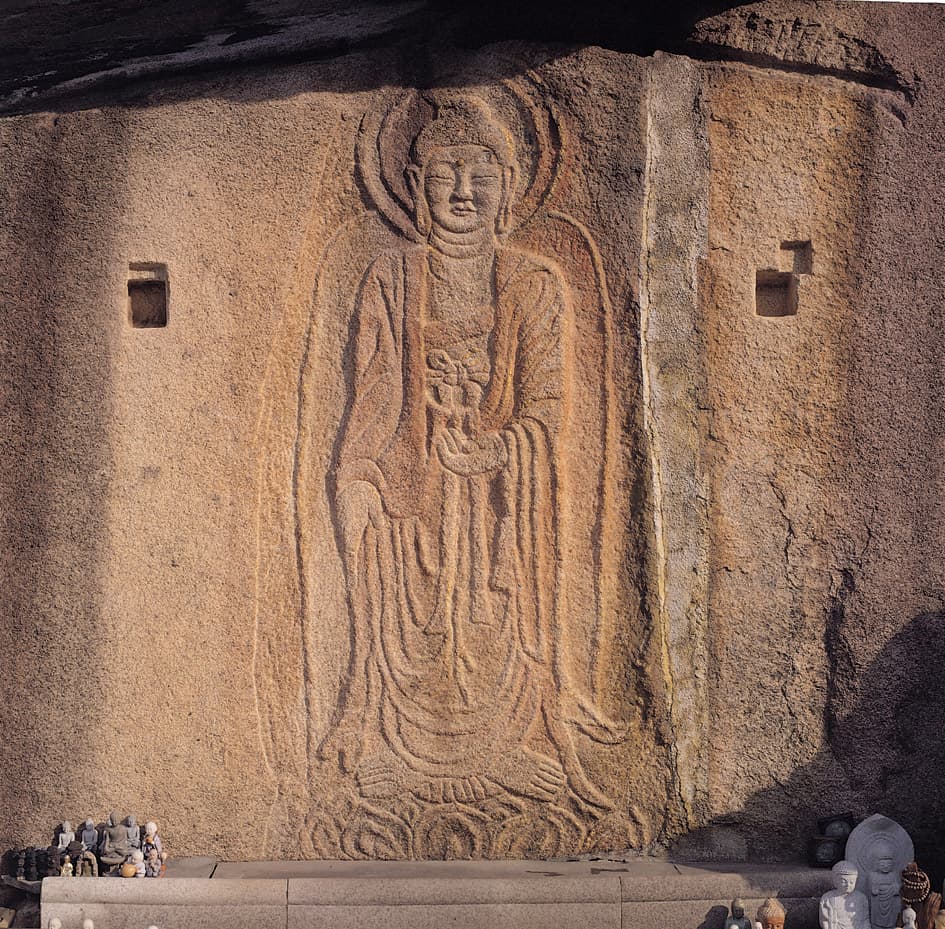 서울 삼천사지 마애여래입상 — 서울 삼천사지 마애여래입상