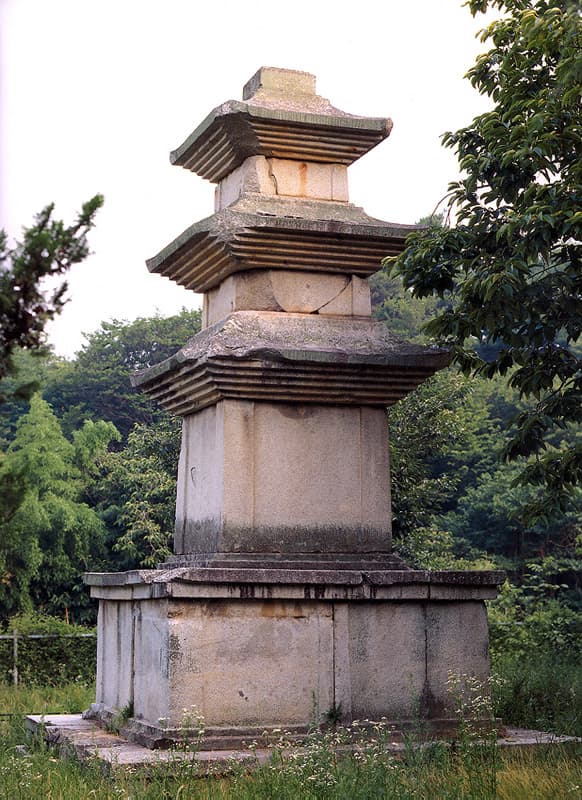 울주 청송사지 삼층석탑 — 울주 청송사지 삼층석탑