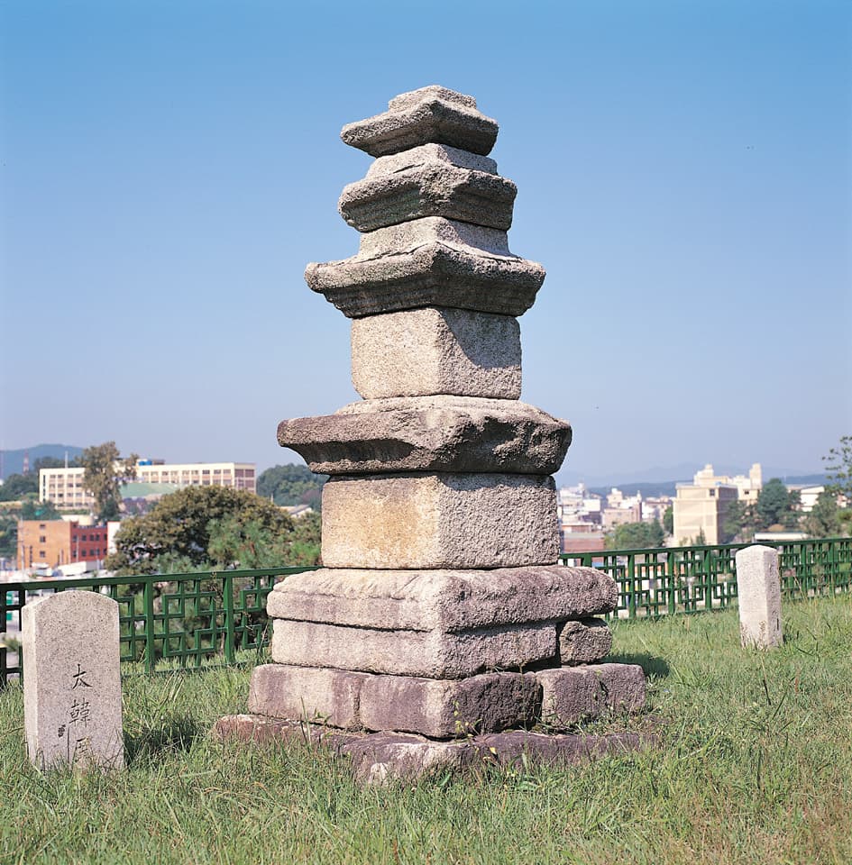 여주 창리 삼층석탑 — 여주 창리삼층석탑