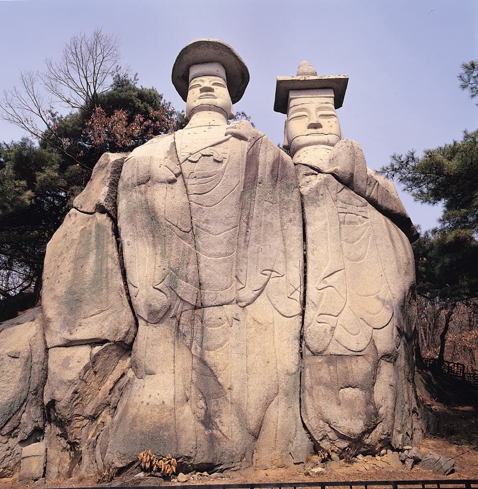파주 용미리 마애이불입상 — 파주 용미리 마애이불입상
