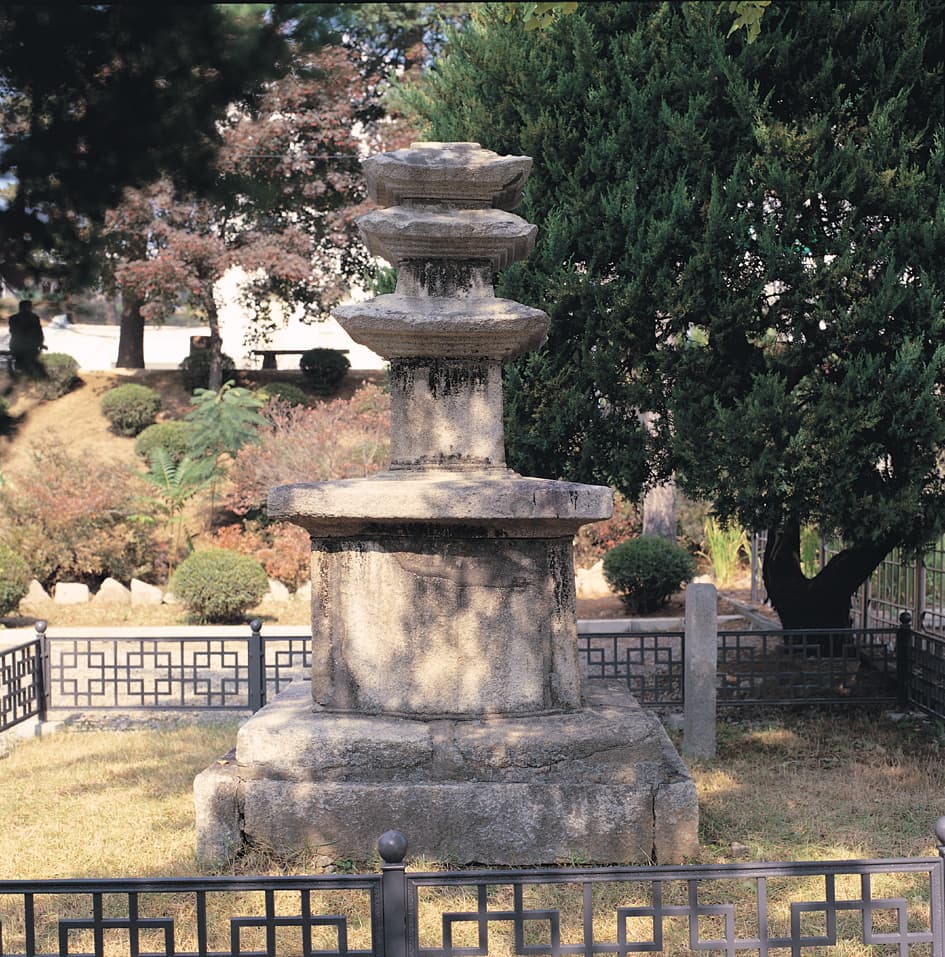 홍천 희망리 삼층석탑 — 홍천 희망리삼층석탑