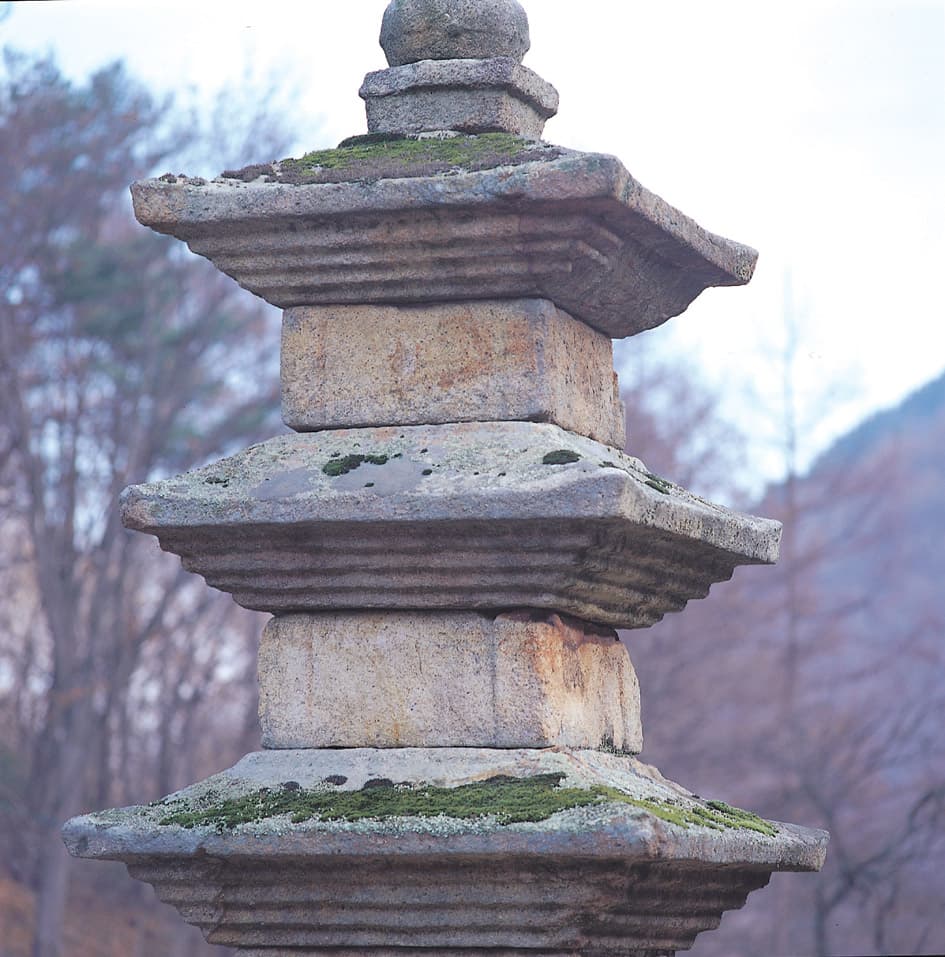 제천 신륵사 삼층석탑 — 탑신부
