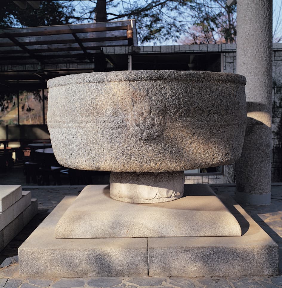 공주 중동 석조 — 공주 중동 석조
