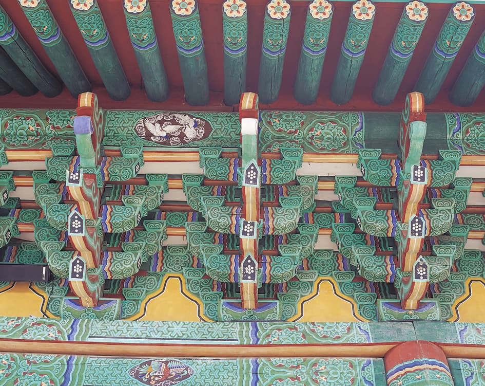 완주 위봉사 보광명전 — 완주 위봉사 보광명전 외부 공포