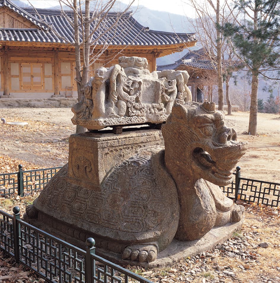 구례 연곡사 현각선사탑비 — 탑비 전경