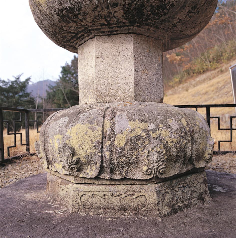 장흥 보림사 동 승탑 — 기단부 세부(상·중·하대)