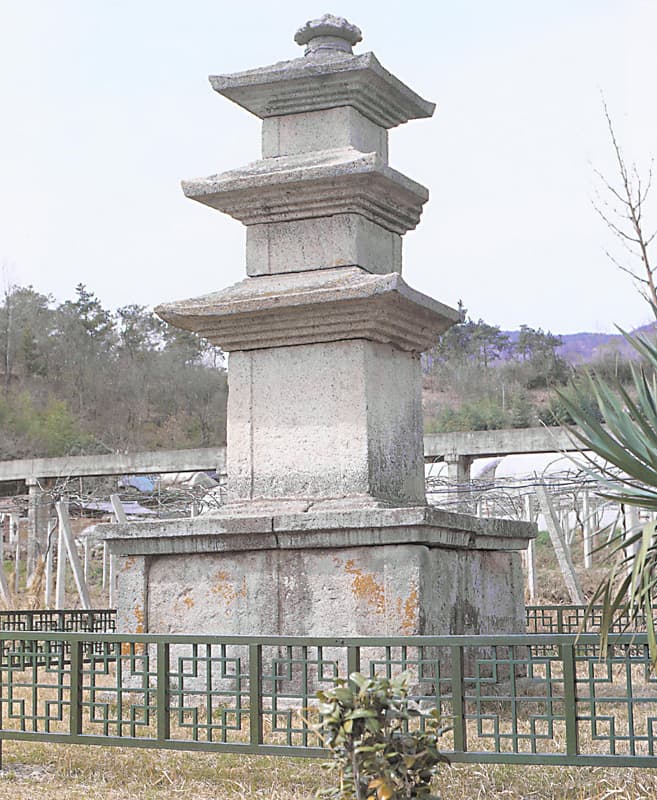 보성 우천리 삼층석탑 — 보성우천리삼층석탑