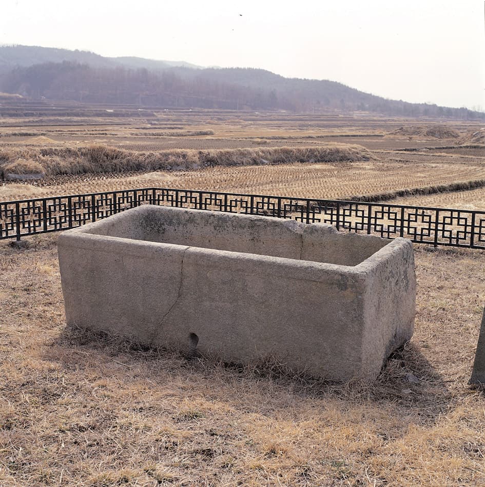 경주 보문사지 석조 — 경주 보문사지 석조