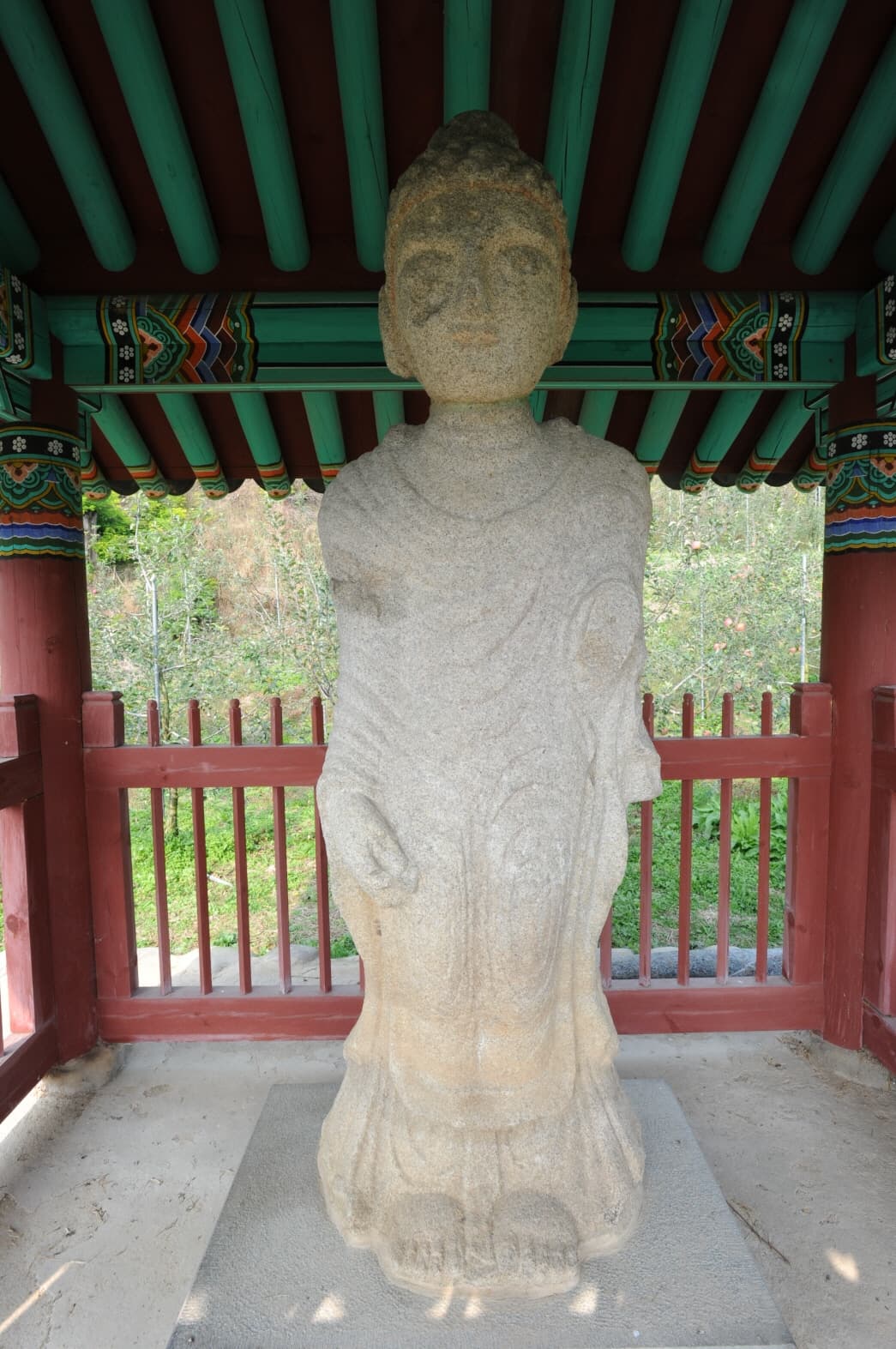 영주 석교리 석조여래입상 — 영주 석교리 석조여래입상