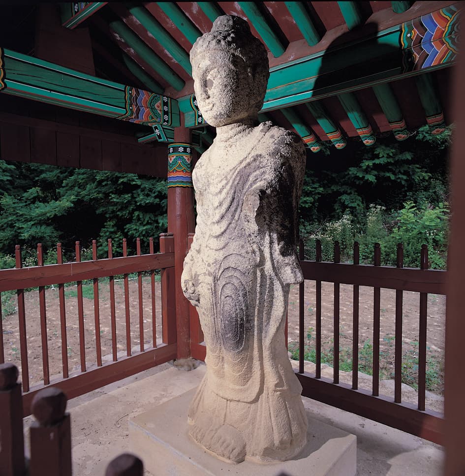 영주 석교리 석조여래입상 — 영주 석교리석불상