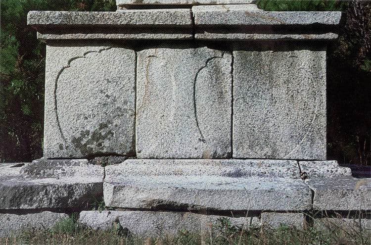 경주 무장사지 삼층석탑 — 기단부
