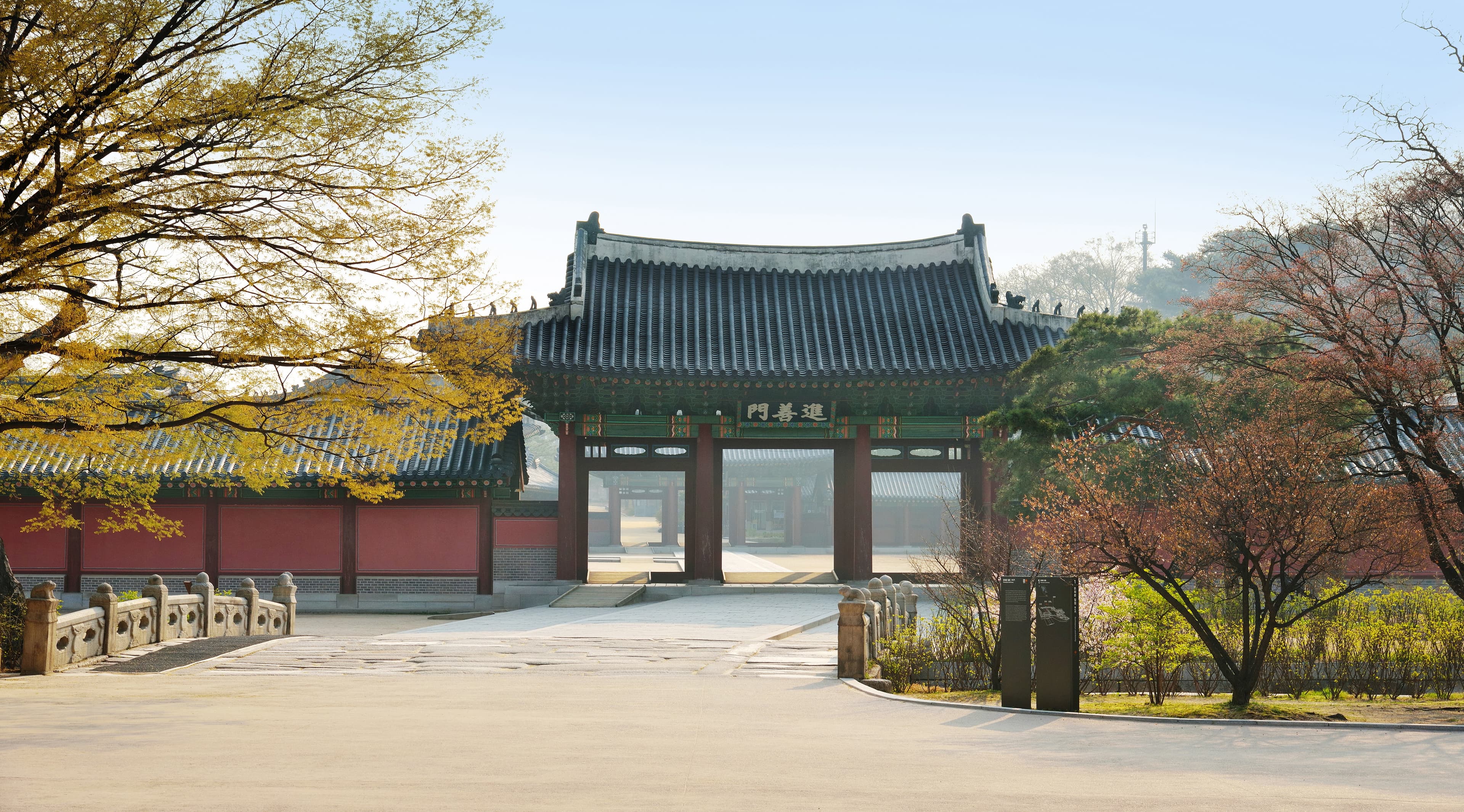 창덕궁 금천교 — 창덕궁 금천교_금천교에서 본 진선문
