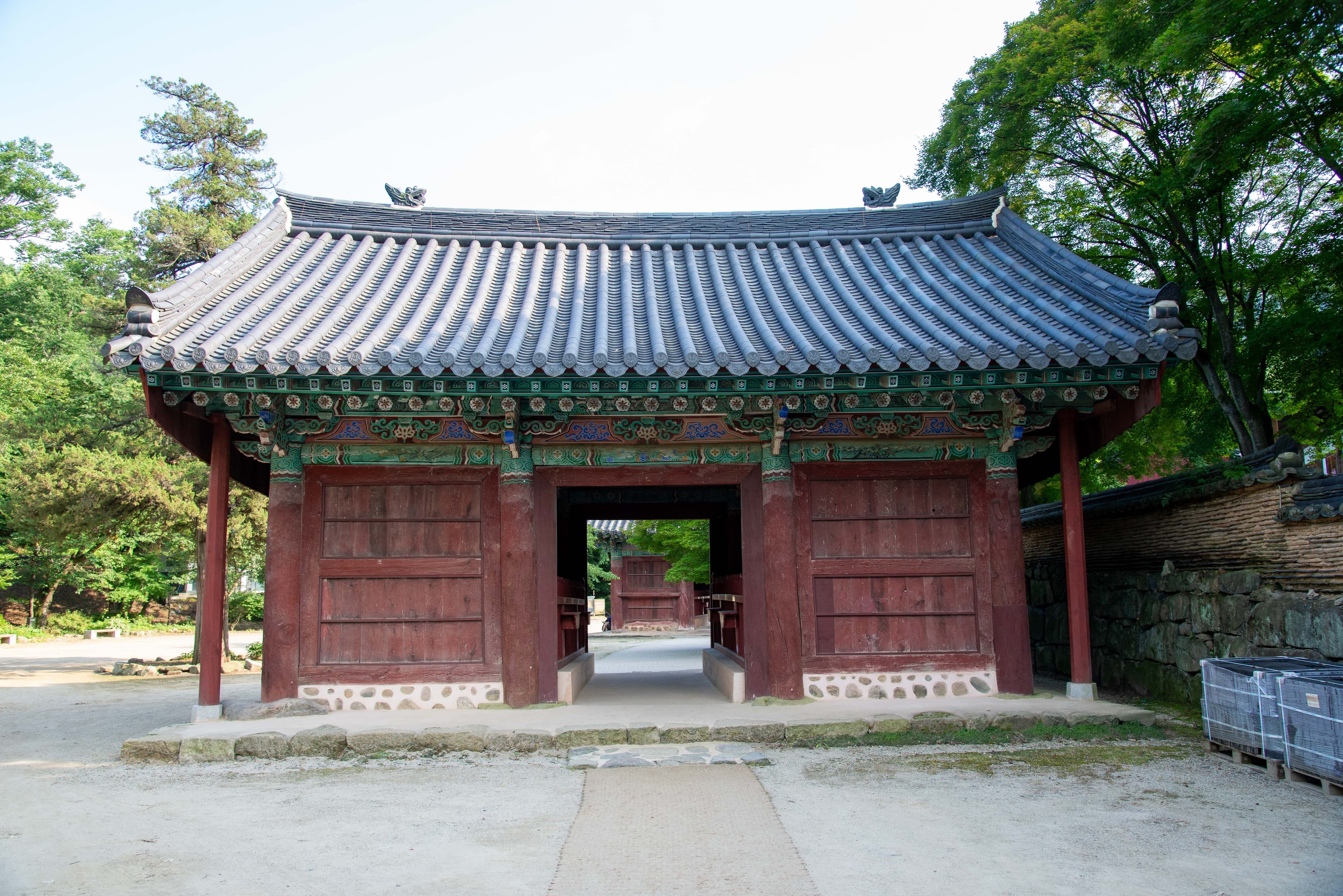 공주 마곡사 소조사천왕상 — 공주 마곡사 소조사천왕상(사진)_천왕문 (촬영년도_2024년)