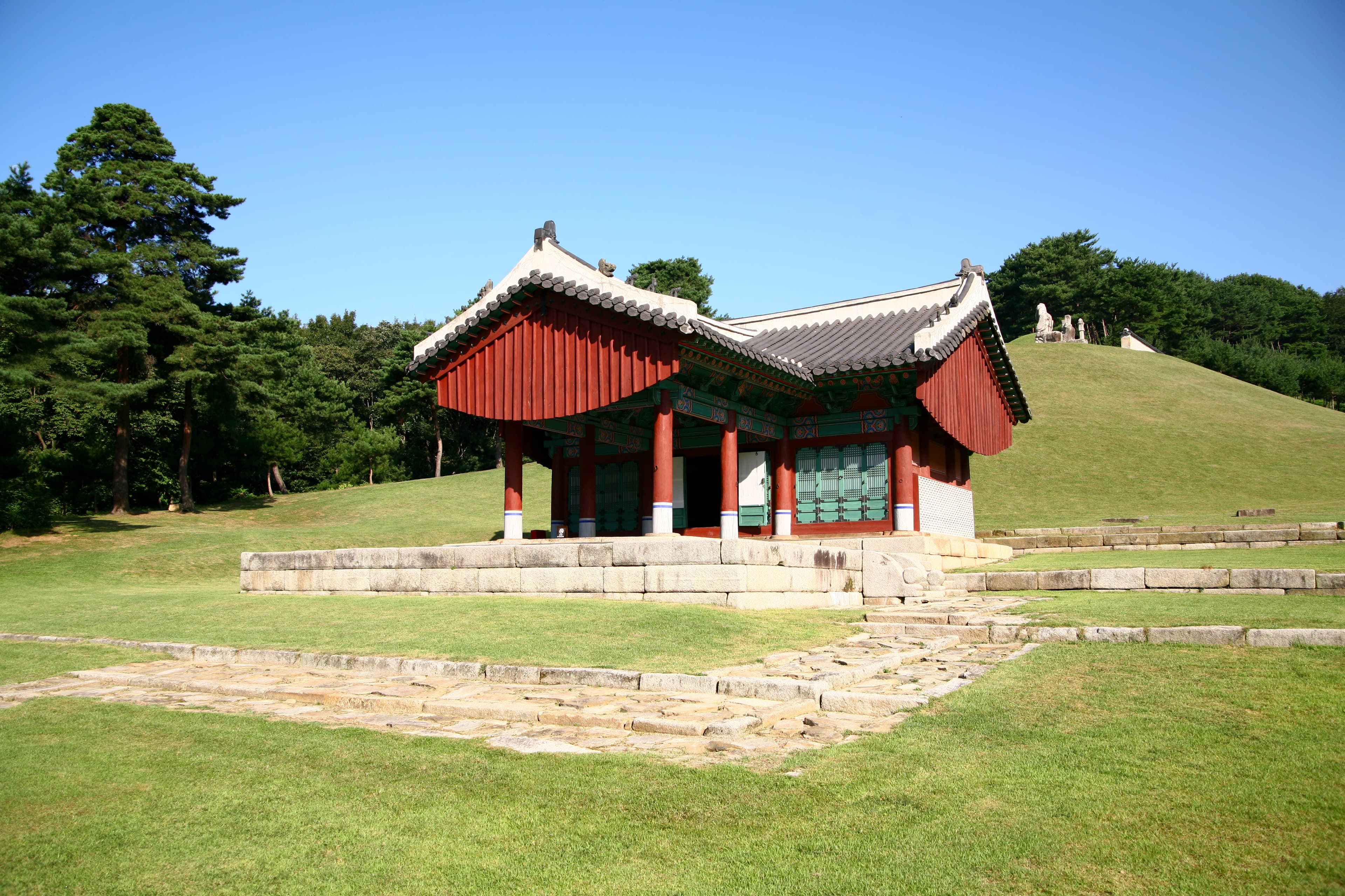 구리 동구릉 목릉 정자각 — 보물 구리 동구릉 목릉 정자각(2011년 국보,보물 지정보고서)