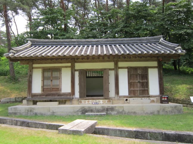 여주 영릉과 영릉 — 영릉(寧陵) 수복방