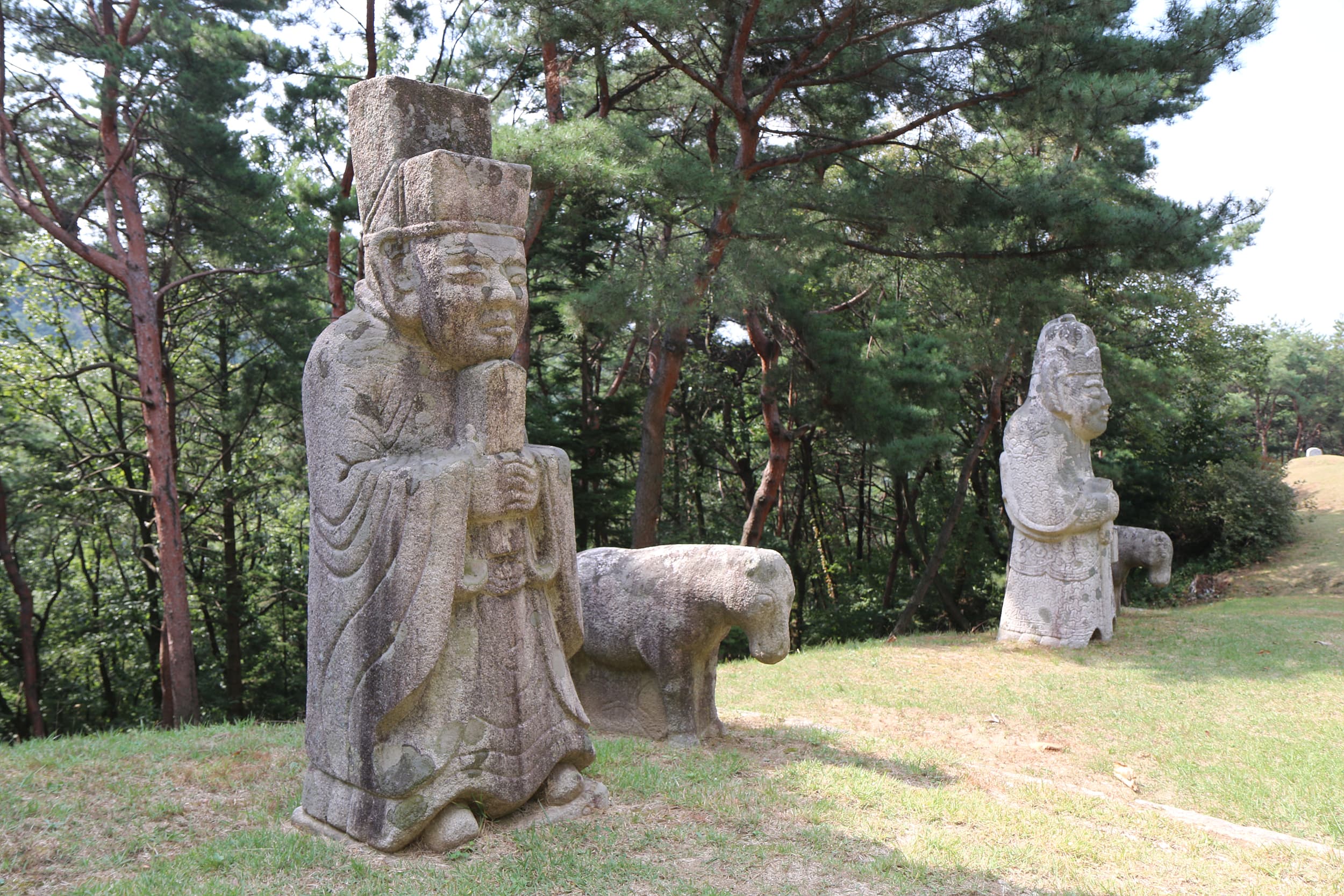 남양주 성묘 — 남양주 성묘_문석인과 무석인
