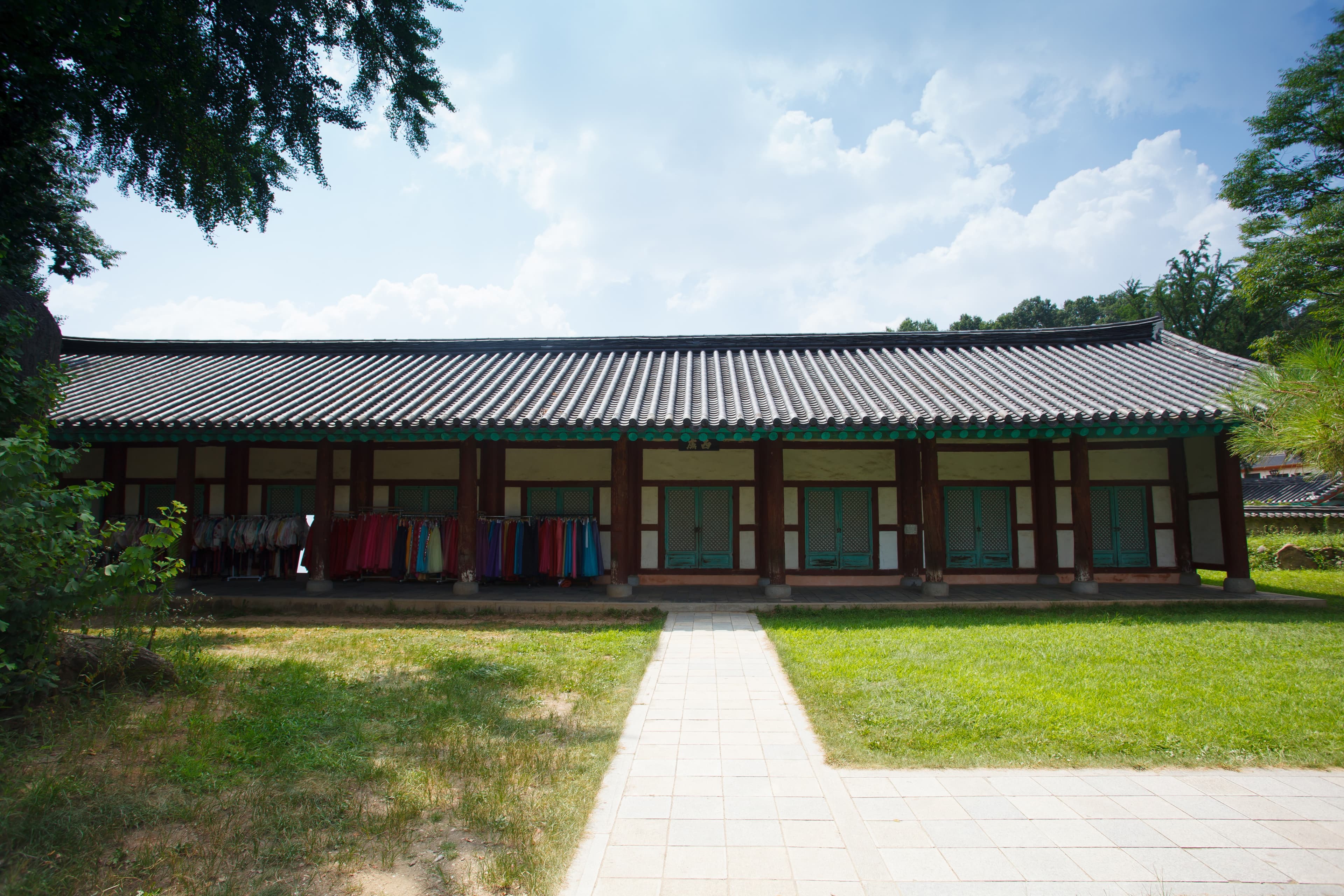 전주향교 — 전주향교_서재1 (촬영년도 : 2015년)
