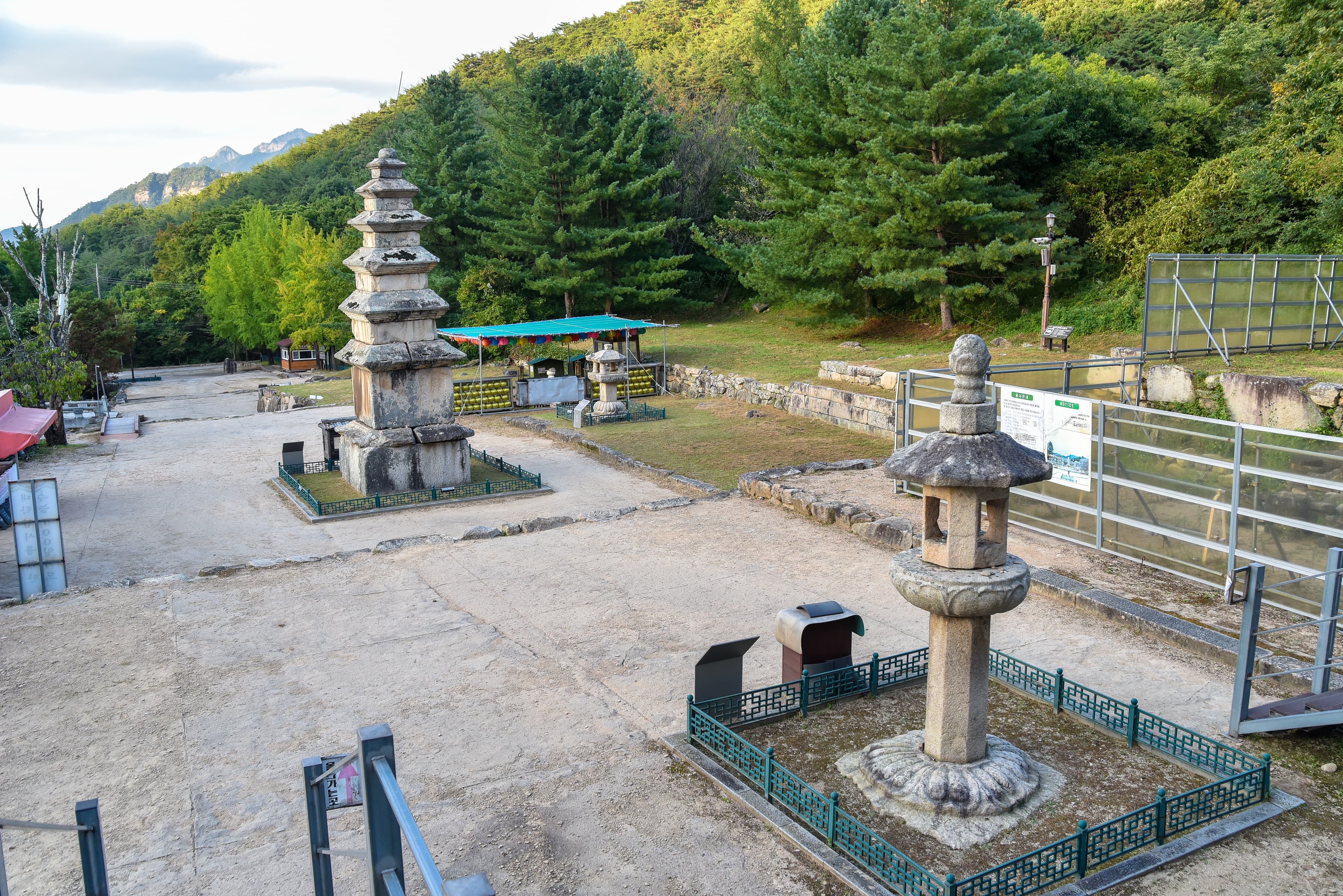 충주 미륵대원지 — 충주 미륵대원지