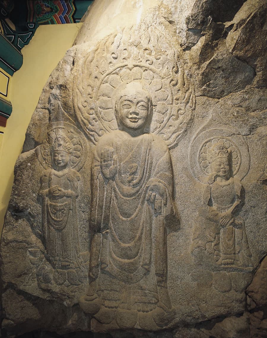 서산 용현리 마애여래삼존상 — 서산 용현리 마애여래삼존상