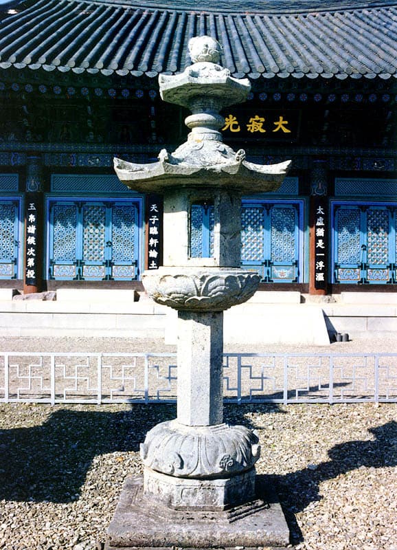 장흥 보림사 남·북 삼층석탑 및 석등 — 보림사석등