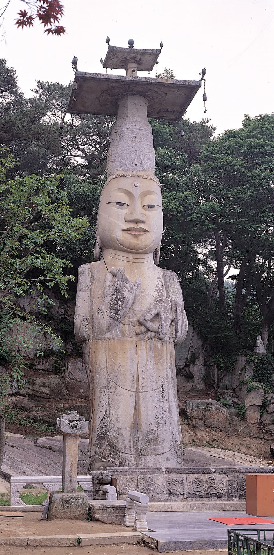 논산 관촉사 석조미륵보살입상 — 관촉사 석조미륵보살입상