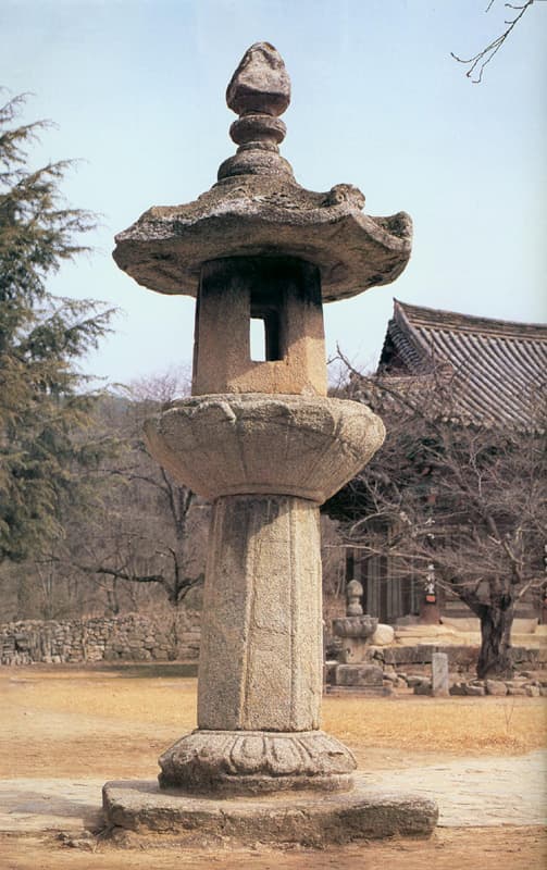 김제 금산사 석등 — 김제 금산사 석등