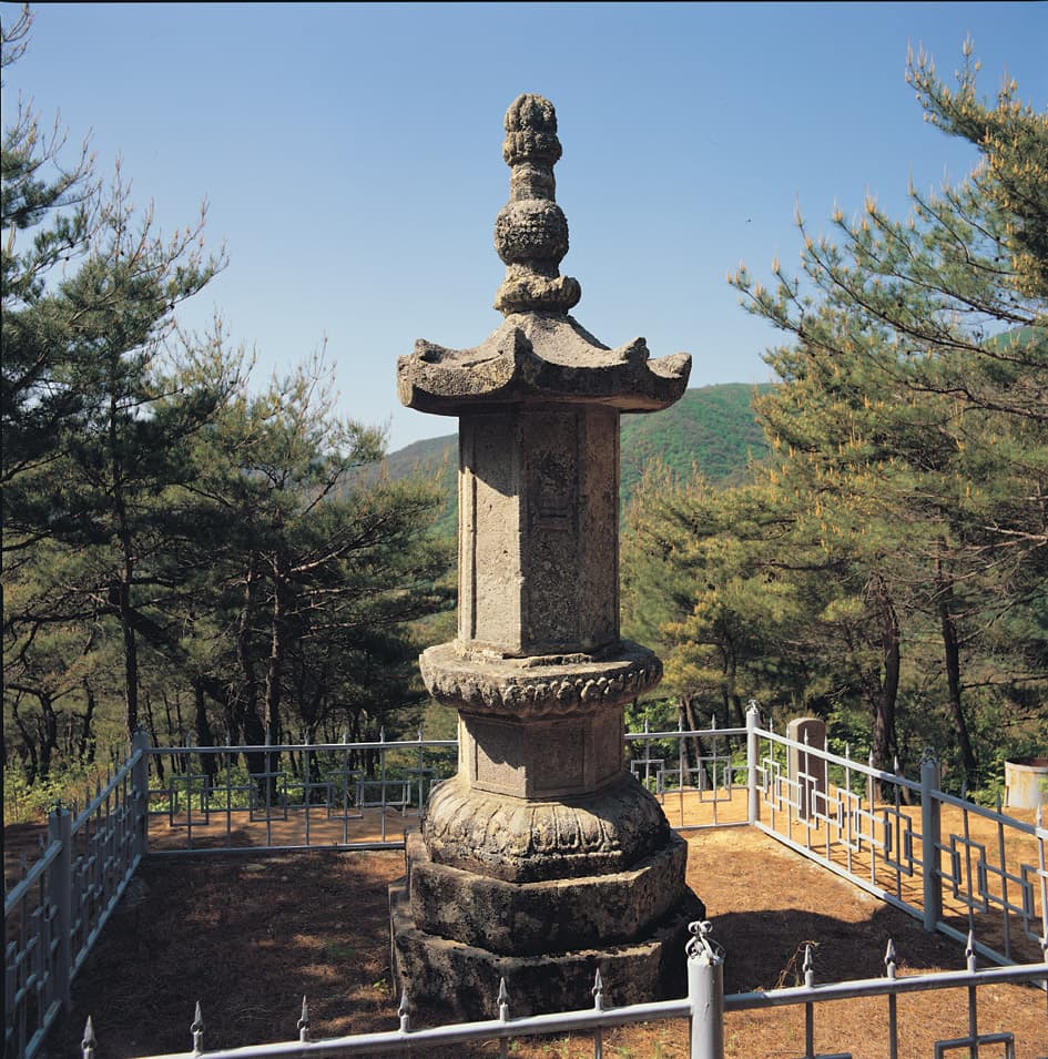 포항 보경사 승탑 — 보경사 부도