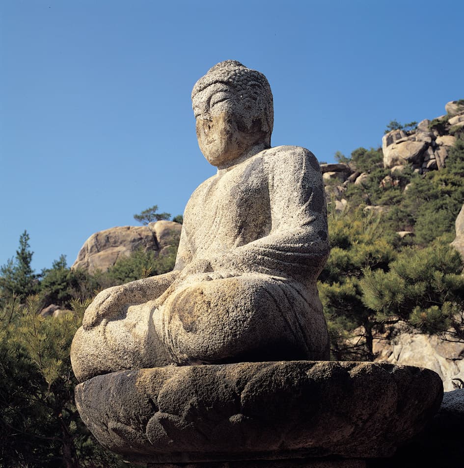 경주 남산 삼릉계 석조여래좌상 — 경주 남산 삼릉계 석조여래좌상
