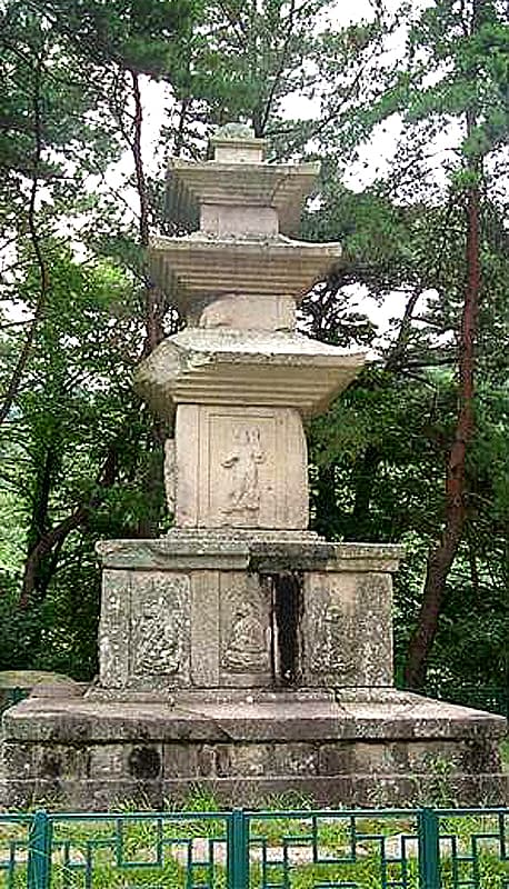경주 원원사지 동·서 삼층석탑 — 경주 원원사지 동ㆍ서 삼층석탑