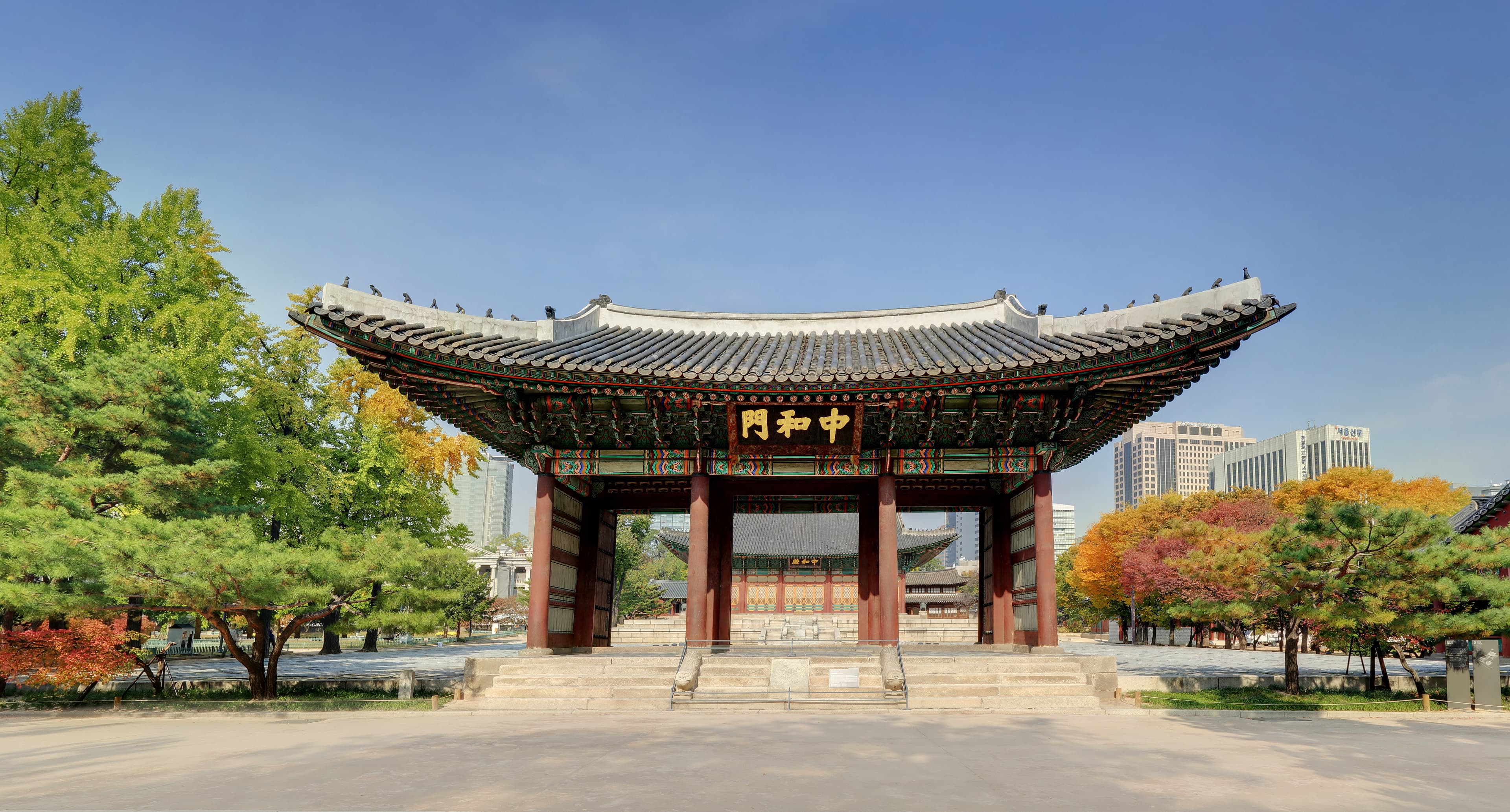 덕수궁 중화전 및 중화문 — 덕수궁 중화전 및 중화문_중화문 근경